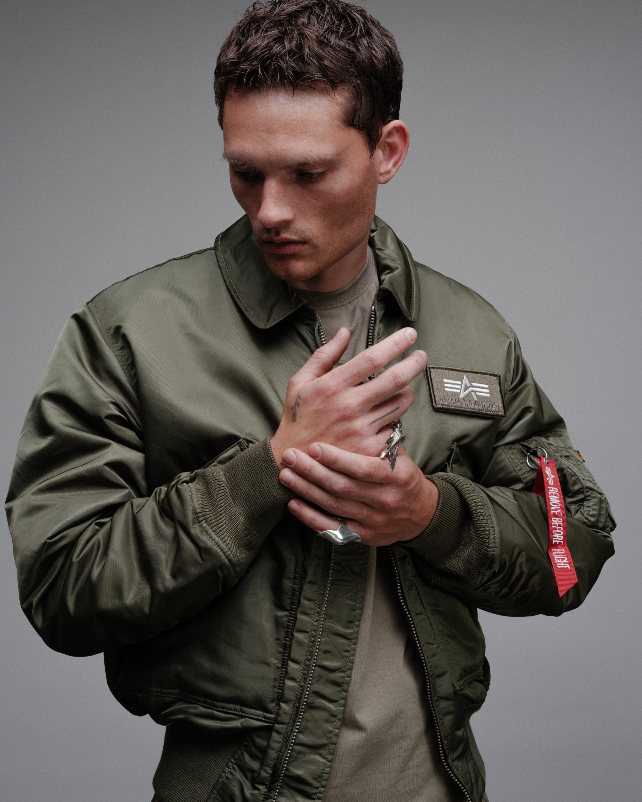 Image hover effect image